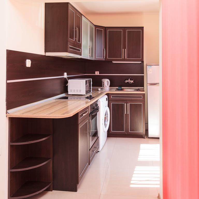 Apartment Patriarh Evtimiy Burgas Room photo